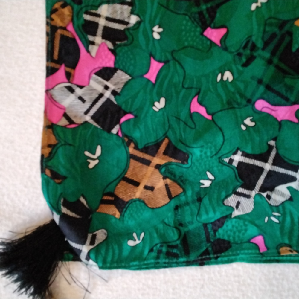 NWOT VINTAGE 90s  |  DIANE FREIS ORIGINAL SILK WRAP SCARF